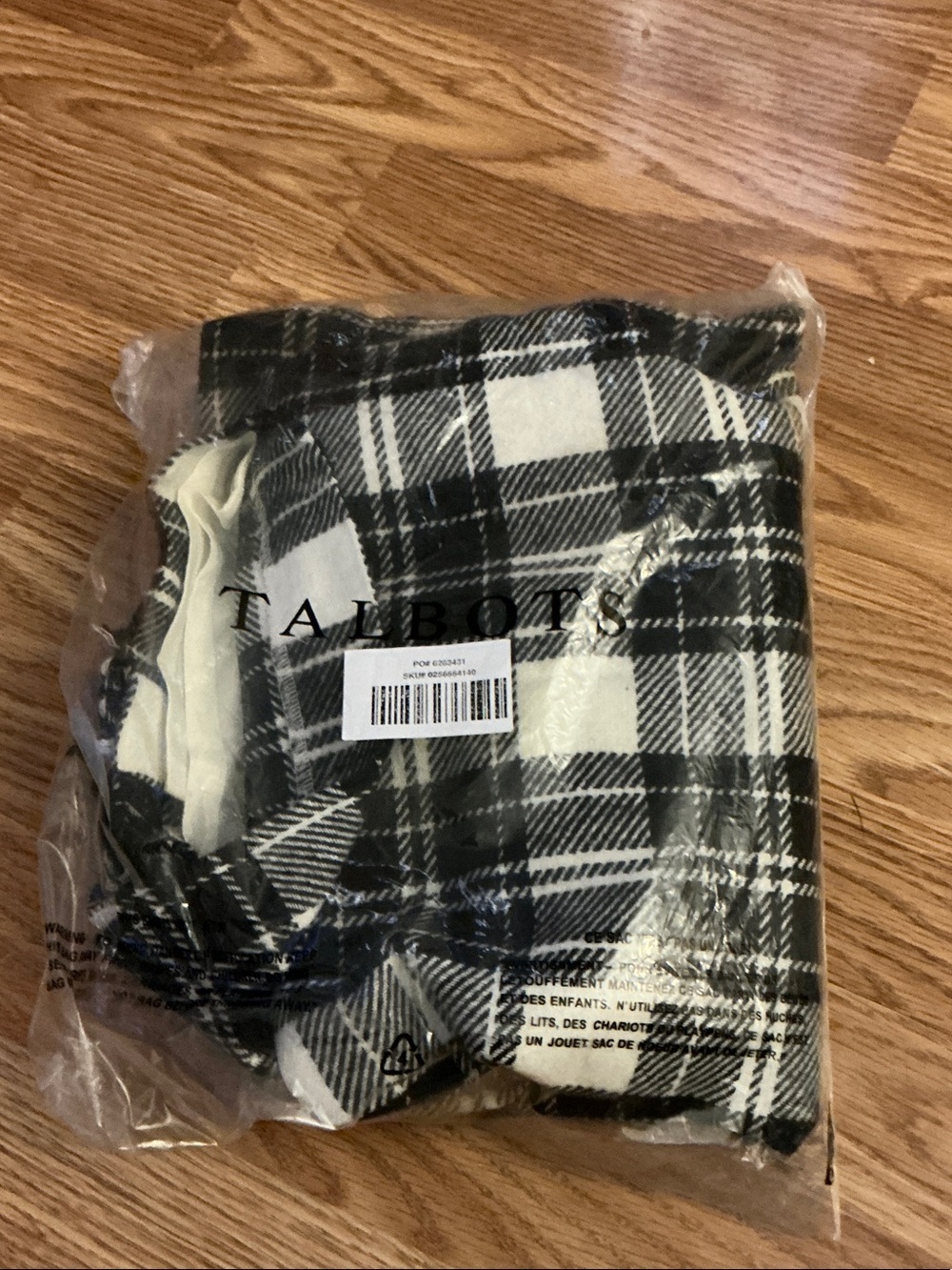 Talbots Fringe Wrap Skirt in Ice Plaid Size 10 - Picture 5 of 9